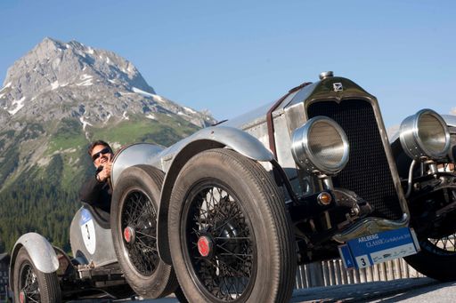 Nach der gelungenen Prämiere der ARLBERG CLASSIC Car Rally präsentieren sich auch heuer wieder zum Start in den "Lecher Sommer" vom 30. Juni bis 02. Juli 2011 rund 100 automobile Raritäten und prominente Teams.