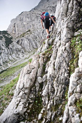  Outdoor Friedrichshafen: Am Donnerstag, 14. Juli 2011, lädt DACHSTEIN ab 15.00 Uhr zur "Gipfeljause" am Stand A6 - 305.