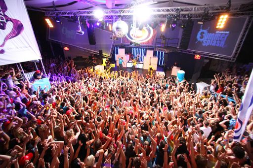 Vorschau Bild von Die Sony Ericsson Base war das Herzstück von Summer Splash 2011