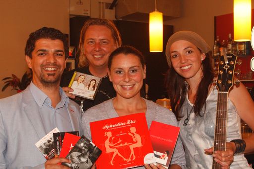 im Bild v.l.n.r.: Markus Papai (Segafredo), Roman Danksagmüller (Achtung Liebe), Tina Englisch (dottore amore), Sue Lachmayr (Achtung Liebe)