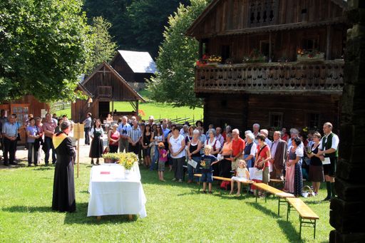 Kräuterweihe im Österreichischen Freilichtmuseum Stübing