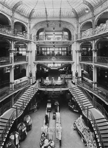 Vorschau Bild von Warenhaus Gerngross Atrium, Foto 1904