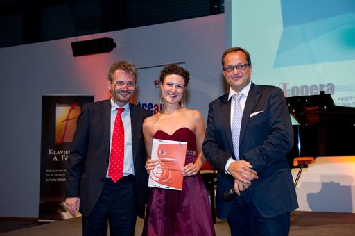 Vorschau Bild von Von links nach rechts: Prof. Johannes Meissl (ISA), Susanne Großsteiner, Mag. Dietmar Kerschbaum (J:opera).