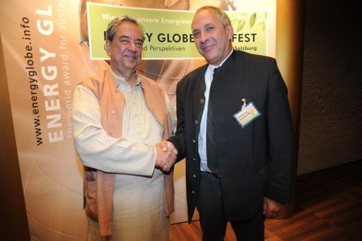 Im Bild v.l.n.r.: Club of Rome Präsident Ashok Khosla, Energy Globe Foundation Gründer Ing. Wolfgang Neumann