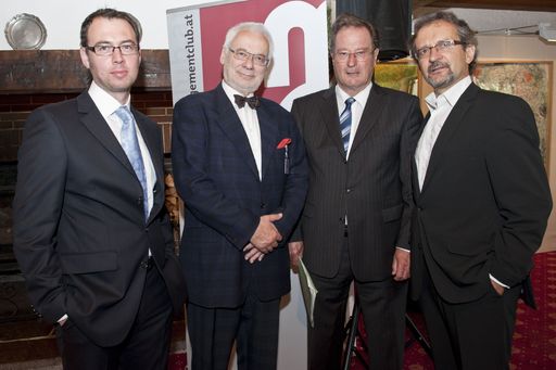 http://www.apa-fotoservice.at/galerie/2137
Im Bild v.l.n.r.: Mag Markus Heingärtner,Dr Erhard Busek, Dr Klaus Kinkel, DI Herbert Paierl