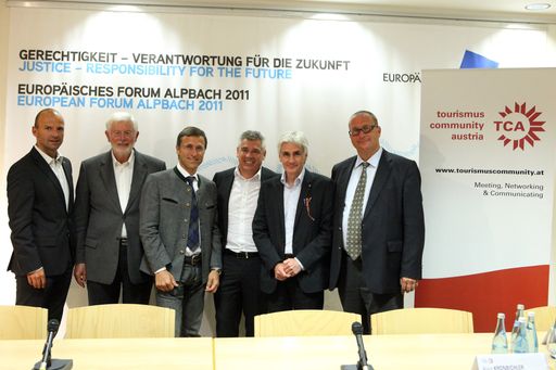 http://www.apa-fotoservice.at/galerie/2146/
Das Podium bei der 2. TCA in Alpbach v.l.n.r.: Prof. Hubert Siller (MCI Tourismus Innsbruck), Dr. Jakob Edinger (ETB Edinger Tourismusberatung), Josef Margreiter (Tirol Werbung), Erich Falkensteiner (Falkensteiner Michaeler Tourism Group), Dr. Alois Kronbichler (Kohl & Partner), Mag. Wolfgang Kleemann (Direktor der Österreichischen Tourismusbank).
Im Bild fehlt: Dr. Petra Stolba (Österreich Werbung)