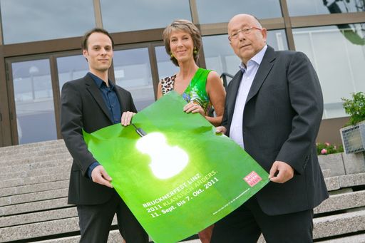 v.l.n.r. Johannes Berauer, Barbara Rett, Wolfgang Winkler. Kultur im Gespräch aus dem Brucknerhaus.
