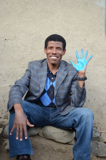 Sportlegende Haile Gebrselassie beteiligte sich ebenfalls an der Aktion "Wir sind Menschen für Menschen"