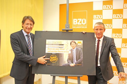 BZÖ-Bündnisobmann Josef Bucher hat heute gemeinsam mit dem stellvertretenden BZÖ-Klubobmann Stefan Petzner die Herbstkampagne des BZÖ präsentiert, für die sich Petzner verantwortlich zeichnet. "Die SPÖ hat "Genug gestritten" plakatiert und die ÖVP, dass es reicht. Wir antworten auf die Regierung, aber auch die EU-Bosse in Brüssel mit einer Wut-Kampagne, um den Wutbürgern eine Stimme zu verleihen. Diese Kampagne soll wachrütteln und aufrütteln, zu Diskussionen anregen und klar machen, dass es so in Europa und Österreich nicht weitergehen kann!"