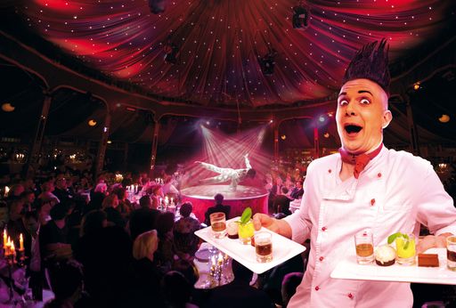  Die PALAZZO-Gäste lernen beim "DINNER FURIOSO" nicht nur Kellner mit Multitasking-Fähigkeiten kennen, sondern dürfen sich auf eine wahrhaft fulminante Show und köstliche Gaumenfreuden freuen.
