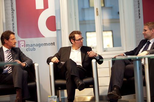  http://www.apa-fotoservice.at/galerie/2239/
Im Bild v.l.n.r.: Josef Bucher (BZÖ-Chef und Abgeordneter zum Nationalrat), Mag. Markus Heingärtner (mc-Geschäftsführer), Univ.-Prof. MMag.Dr. Gottfried Haber (Steuerexperte und Autor des mc-Sammelbandes "Reformen ohne Tabu")