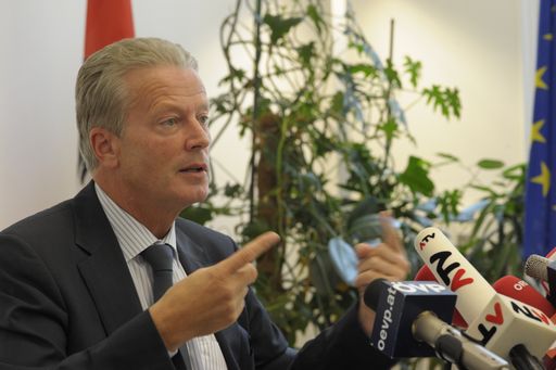 Bundesminister Mitterlehner präsentiert Fünf-Punkte-Programm
