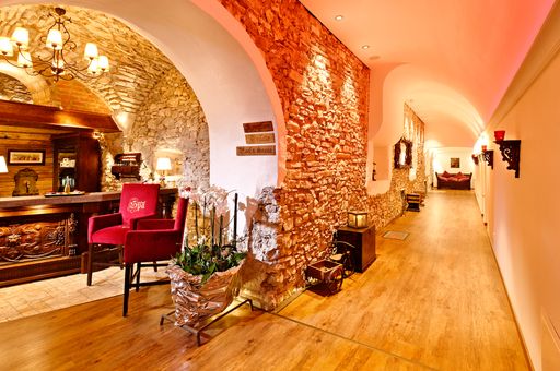 Vorschau Bild von Neu geschaffener Komfort auf höchstem Niveau in historischer Atmosphäre - Mehrfach und international ausgezeichnet