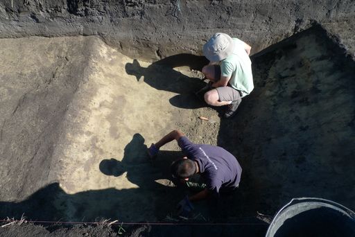 Vorschau Bild von Die Freilegung des Befestigungsgrabens des Römerlagers von Engelhartstetten im Marchland.