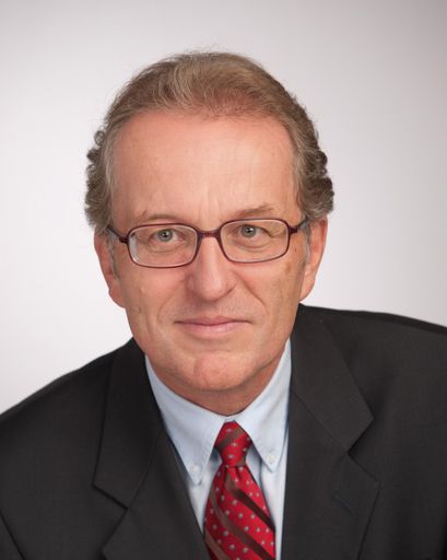 Dr. Herbert Drexler, 54, übernahm mit Juni dieses Jahres die Funktion des Bundessprechers beim "Österreichischen Bundesverband für Mediation" (ÖBM), der größten MediatorInnenvereinigung Österreichs und der EU mit rund 2.200 Mitgliedern.