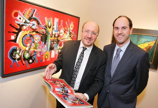  http://www.apa-fotoservice.at/galerie/2437
Einen echten Publikumsansturm erfuhr die WIKAM - die Wiener Internationale Kunst & Antiquitätenmesse - bei ihrer glanzvollen Eröffnung, konnten doch mehr als 2.500 Gäste bereits bei der Vernissage am Donnerstag begrüßt werden.