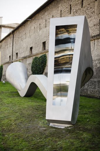 Vorschau Bild von Eines der drei Abschlussprojekte aus 2011: "Connection" am Rudolfskai von Manfred Wakolbinger.