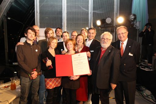 Verleihung des "New Media Journalism Award 2011" an die Redaktion von "Supertaalk"