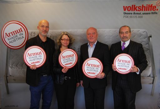 Präsentation der neuen Kampagne durch Volkshilfe GF Erich Fenninger, Armutsexpertin Verena Fabris, Volkshilfe Präsident Josef Weidenholzer und CEO Young&Rubicam Alois Schober.