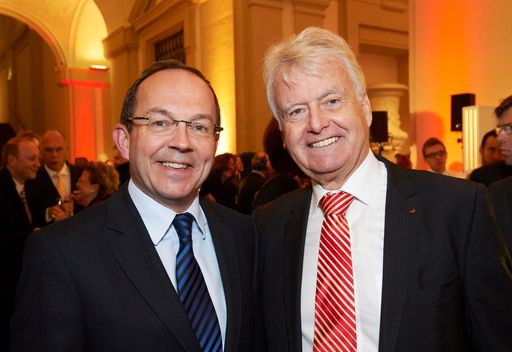 Vorschau Bild von Wirtschaftsbund-Generalsekretär Peter Haubner, Präsident Mag. pharm. Dr. Friedemann Bachleitner-Hofmann