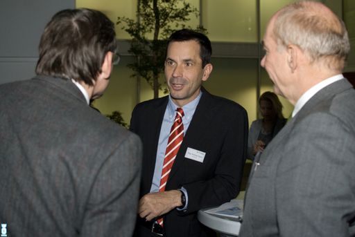 Fototext: Mag. Andreas Sauer, LeitnerLeitner (Mitte).