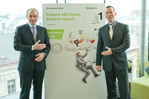  Alexander Sperl, A1 Vorstand Marketing, Vertrieb und Service, und Markus Klemen, Geschäftsführer von Secure Business Austria Research, präsentieren die A1 Austria Cloud.