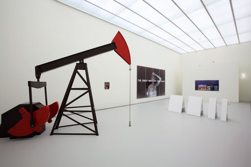 Ausstellungsansicht "Zeit zu handeln!" in der Kunsthalle Krems