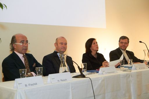 http://www.apa-fotoservice.at/galerie/2554/
Im Bild v.l.n.r.: Univ. Prof. Dr. H. Resch , Univ. Prof. Dr. P. Pietschmann , MR Dr. M . Arrouas, Univ. Prof. Dr. B. Larijani