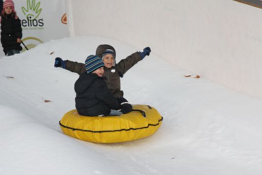 Vorschau Bild von Bahn frei: Auf der iCover-Piste darf gerutscht werden