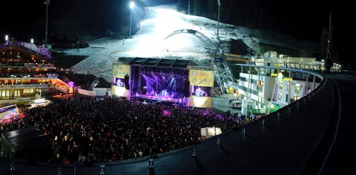 Vorschau Bild von 8.000 Leute beim Ski-Opening im neuem "WM-Park Planai"