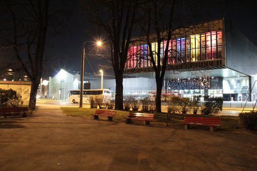  Seit Dezember 2011 präsentiert sich die Messe Innsbruck nach erfolgtem Um- und Neubau als eines der modernsten Messezentren des Alpenraumes: Außenansicht