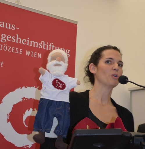 Ursula Riedl ist Preisträgerin des "1. Friedl Hofbauer Preises", ihre Geschichte wird im nächsten Jahr publiziert.