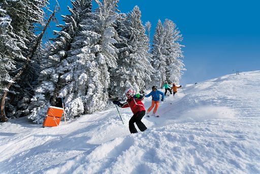 Pistenspaß in der Skiregion Dachstein West