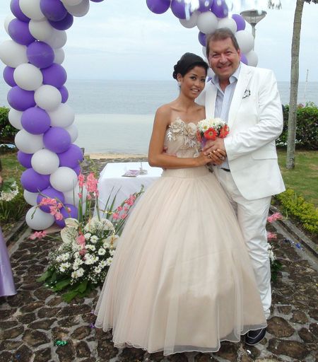  Traumhochzeit von Yulen und Robert Nissel am Nailonbeach Hotel Strand in Bogo, Cebu/Philippinen.