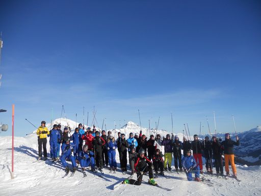Vorschau Bild von Die Kombination aus strategisch-konzeptionellen Lerneffekten, spontanen Umsetzungsanregungen und touristischem Networking macht die Winter-Experten-Exkursion 2012 der con.os tourismus.consulting gmbh in die Elite-Winterdestinationen und Weltcuporte zum wirkungsvollen Professionalisierungsinstrument für Touristiker.