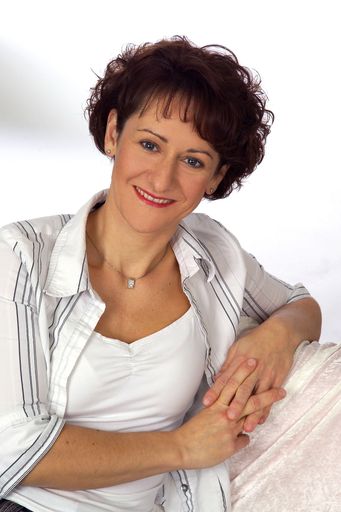Dr. Andrea Rejzek