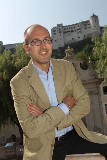 Vorschau Bild von Der Geschäftsführer der Salzburger Burgen & Schlösser, Mag. Maximilian Brunner, freut sich über 1,14 Millionen Besucher im Jahr 2011.