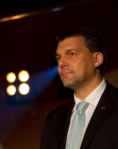 Stiegl-Geschäftsführer Robert Schraml (im Bild) schaffte 2011 den "Hattrick", d.h. zum dritten Mal wurde die 1-Million-Hektoliter-Schallmauer durchbrochen. 2012 verstärkt er mit dem Bau einer neuen Niederlassung in NÖ die Stiegl-Präsenz im Osten Österreichs.