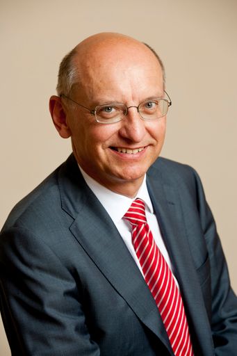  Dr. Michael Schwarz, Leiter der Rechtsanwaltskammer
Niederösterreich