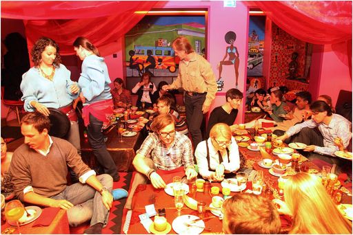 Vorschau Bild von Auf den Spuren des Kaffees wandeln FeinschmeckerInnen im Afro Café kulinarisch durch das ferne Äthiopien.