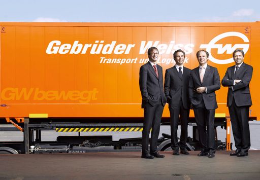 Im Bild (v.l.n.r.): Die Vorstandsmitglieder Peter Kloiber, Wolfram Senger-Weiss, Heinz Senger-Weiss und Vorstandsvorsitzender Wolfgang Niessner