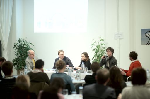 Im bild v.l.n.r.: Günter Hack, Lorenz Matzat, Daniela Kraus, Andreas Koller, Martin Mühl (Moderation)