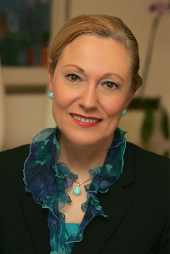 FCC bestellt Benita Ferrero-Waldner zur Aufsichtsratsvorsitzenden von ALPINE