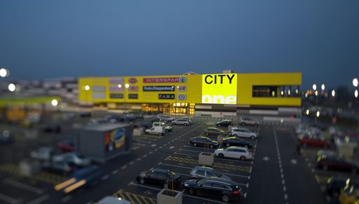  Das neue Wahrzeichen im Osten Zagrebs: Zur Eröffnung von Kroatiens drittem City Center one kamen am Donnerstagnachmittag 45.000 Menschen.