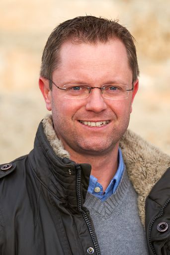  Dr. Josef Huber