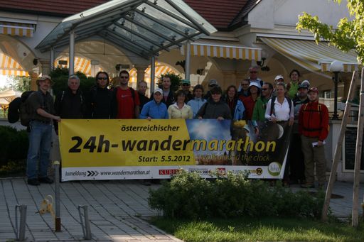  Der 3. Österreichische Wandermarathon startet am 5.5.2012 auch heuer vor dem Hotel "Das Schmidt" in Mörbisch am See. Offizieller Startschuss ist um 8:00 Uhr.