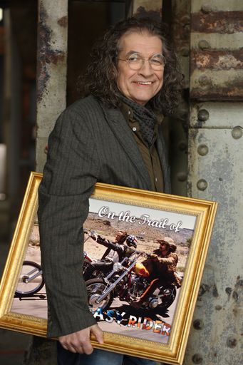  In der Kategorie "Kultur" gewann die von Regisseur Hannes Rossacher gestaltete Dokumentation "On the Trail of Easy Rider" (auf den Spuren von Easy Rider) die Goldmedaille als beste Produktion des Jahres 2011.