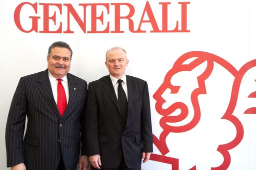 http://www.apa-fotoservice.at/galerie/2879
Im Bild v.l.n.r. CEO Dr. Luciano Cirinà und CFO Dr. Peter Thirring