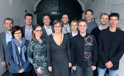 Im Bild v.l.n.r.: Mag. Hannes Dünser, Mag. Andrea Weingartner, Bernhard Greil, Doris Riedl, Mag. Maurizio Berlini, Mag. Gerlinde Hinterleitner, Roland Divos, Mag. Helga Schrott, Mirko Popofsits, Eugen Schmidt, MBA, Mag. (FH) Peter Rathmayr, Jürgen Pansy. Nicht auf dem Foto: Susanne Ostertag.