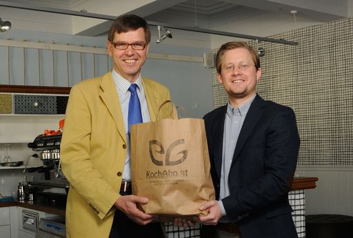 Vorschau Bild von KochAbo.at liefert frische Zutaten und Rezepte direkt nach Hause und profitiert vom Know-how von Werner Wutscher und Michael Ströck.